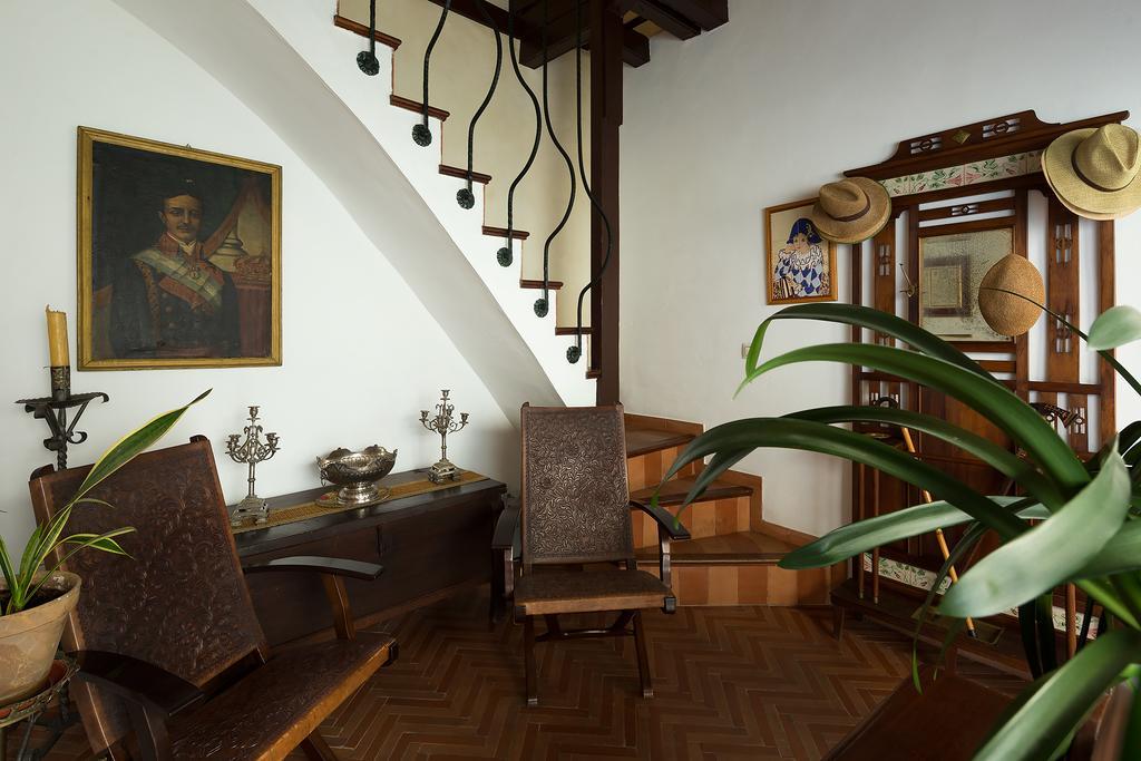 Appartement Holi-Rent Historic House Next To The Alcazar à Séville Extérieur photo